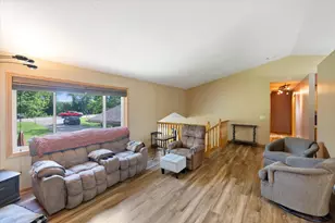 428 Riverview Dr, Monticello, MN 55362 - Photo 8