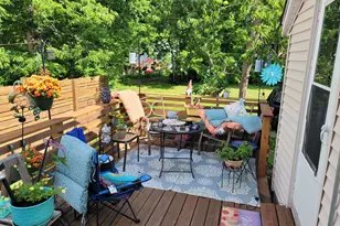 89 Douglas St, Saint Paul, MN 55102 - Photo 4