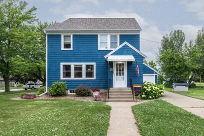 236 Alleghany Avenue, Wabasha, MN 55981 - Photo 1