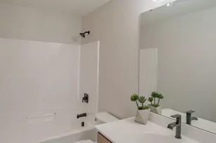 2414 15th St SE, Rochester, MN 55904 - Photo 4