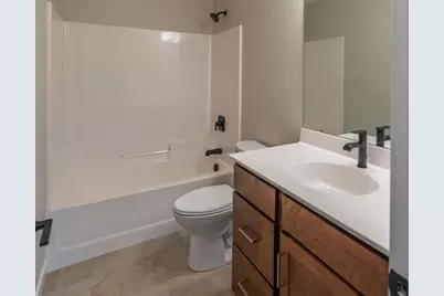 2420 15 Street SE, Rochester, MN 55904 - Photo 10