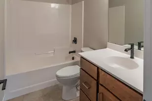 2420 15th St SE, Rochester, MN 55904 - Photo 10