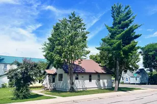 120 2nd Ave SE, Cook, MN 55723 - Photo 1