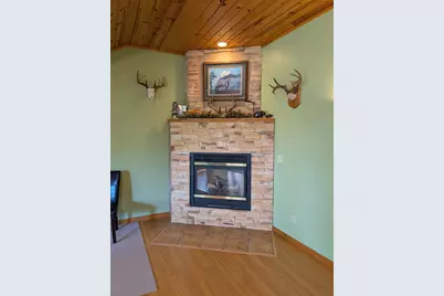 271 E Garvin Heights Road, Winona, MN 55987 - Photo 38