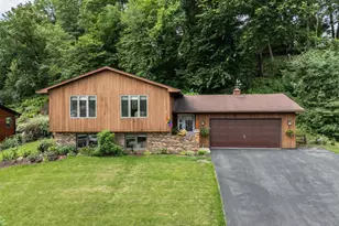 1800 Baihly Hills Dr SW, Rochester, MN 55902 - Photo 1