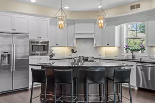 15420 Oakcroft Pl, Wayzata, MN 55391 - Photo 1