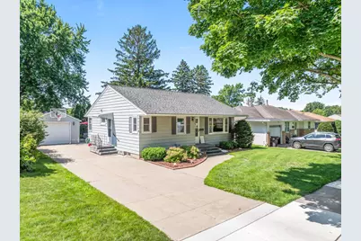 1917 2nd Avenue NW, Austin, MN 55912 - Photo 1