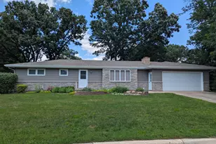 417 Ridge Rd, Albert Lea, MN 56007 - Photo 1