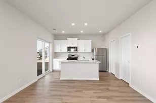 39749 Fallbrook Ave, North Branch, MN 55056 - Photo 4