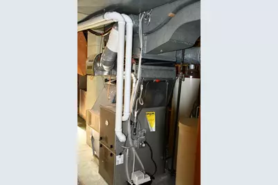 308 Maple Avenue S, Thief River Falls, MN 56701 - Photo 44