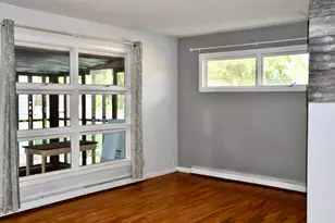 308 Maple Ave S, Thief River Falls, MN 56701 - Photo 8