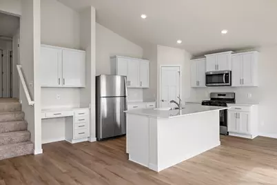 623 Redwood Loop N, Cambridge, MN 55008 - Photo 4