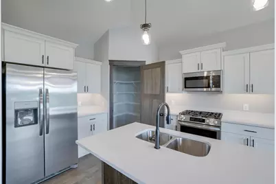 909 Acorn Court, Hudson, WI 54016 - Photo 16