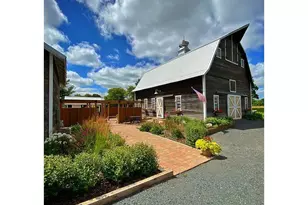 8220 Lake Dr NE, Forest Lake, MN 55025 - Photo 6