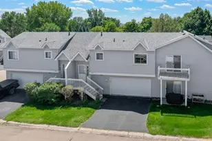 8703 Glasgow Ln, Saint Bonifacius, MN 55375 - Photo 1