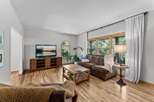 16101 Boulder Creek Dr, Minnetonka, MN 55345 - Photo 2