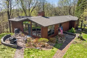 11 Eagle Ridge Rd, North Oaks, MN 55127 - Photo 1