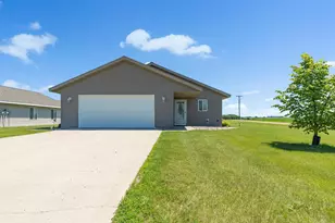 114 8th St S, Hoffman, MN 56339 - Photo 1