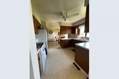 W12414 State Highway 35, Stockholm, WI 54769 - Photo 8