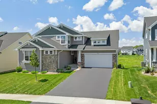 4617 Cobalt Ln, Woodbury, MN 55129 - Photo 2