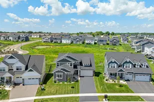 4617 Cobalt Ln, Woodbury, MN 55129 - Photo 2