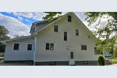 309 5th Street SW, Austin, MN 55912 - Photo 2