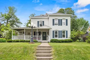 632 E 2nd St, New Richmond, WI 54017 - Photo 1