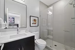 11068 Bell Oaks Estate Rd, Eden Prairie, MN 55347 - Photo 34