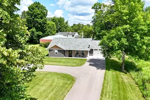 186 Bunker Hill Ln, Aitkin, MN 56431 - Photo 1