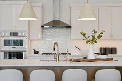 5655 Buffington Lane, Shorewood, MN 55331 - Photo 6