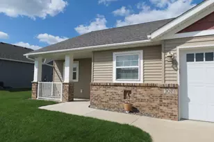 307 14th St N, Cold Spring, MN 56320 - Photo 1