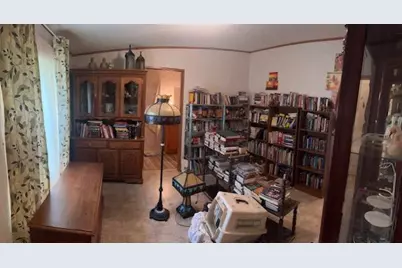 527 South Street E, Litchfield, MN 55355 - Photo 10