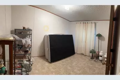 527 South Street E, Litchfield, MN 55355 - Photo 12