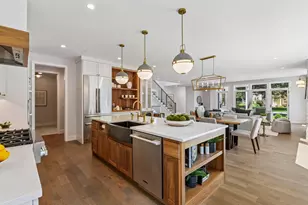 1984 Kenwood Pkwy, Minneapolis, MN 55405 - Photo 16