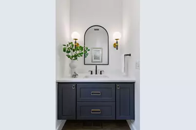 1984 Kenwood Parkway, Minneapolis, MN 55405 - Photo 26