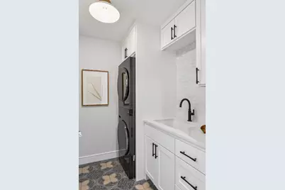 1984 Kenwood Parkway, Minneapolis, MN 55405 - Photo 48