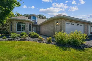 10370 Eagle Pointe Trail, Woodbury, MN 55129 - Photo 1