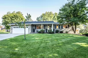 721 Meadow View Dr, Northfield, MN 55057 - Photo 1