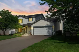 643 Eagle Ridge Rd, Woodbury, MN 55125 - Photo 1