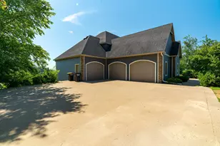 60515 235th St, Madison Lake, MN 56063 - Photo 10