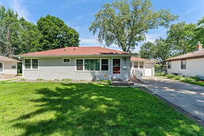 4824 Georgia Avenue N, Crystal, MN 55428 - Photo 1