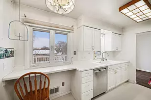 3959 Arthur St NE, Columbia Heights, MN 55421 - Photo 10