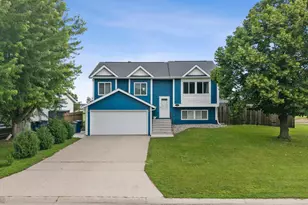 3318 Village Green Dr, Moorhead, MN 56560 - Photo 1