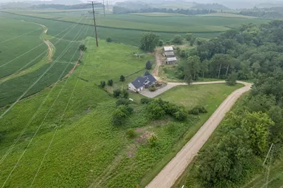 S3093 Baertsch Valley Road, Fountain City, WI 54629 - Photo 2