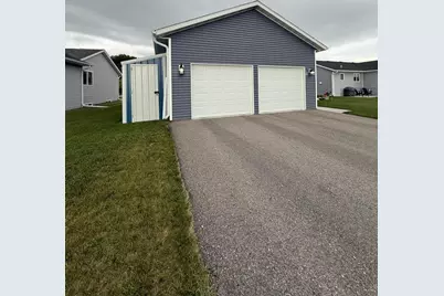 2010 Nelson Drive, Thief River Falls, MN 56701 - Photo 58