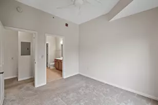 500 E Grant St, Minneapolis, MN 55404 - Photo 24