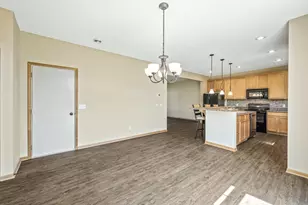 651 Ravencroft Rd, Waconia, MN 55387 - Photo 10