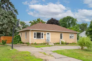 331 4th Ave NE, Waite Park, MN 56387 - Photo 1