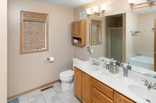 2052 Wilhelm Ct, Shakopee, MN 55379 - Photo 26