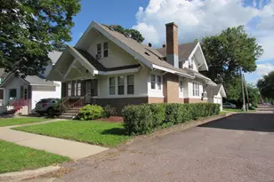 216 E 2nd St, Fairmont, MN 56031 - Photo 1